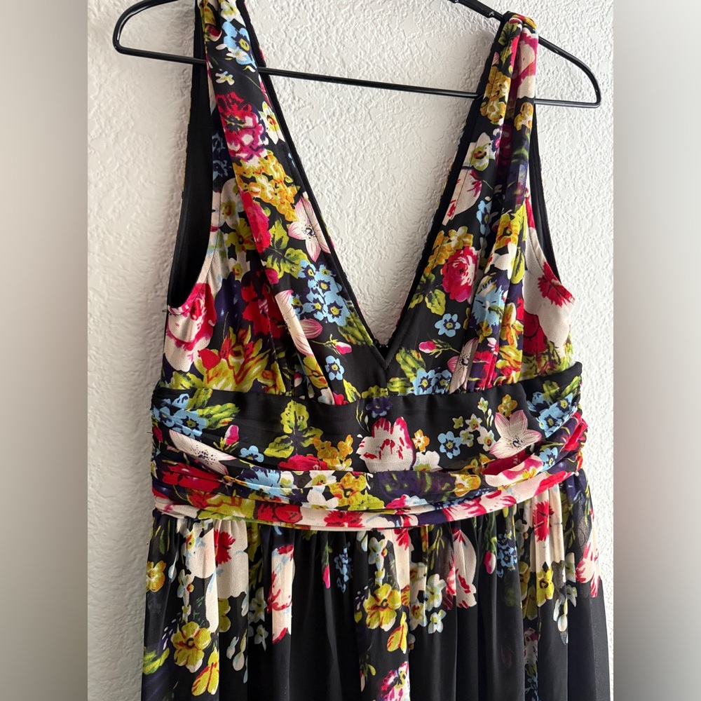 Ever Perfect Floral Chiffon Maxi Dress - Picture 2 of 2